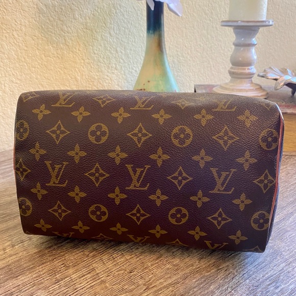 SOLD! - Picture 4 of 12